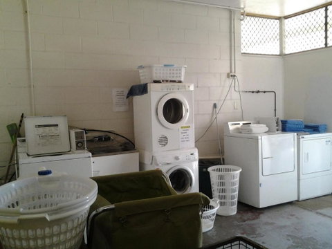 Tropical City Motor Inn - Foster Accommodation 5