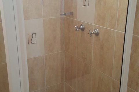 Fourth Avenue Motor Inn - Foster Accommodation 3