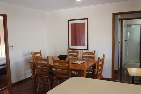 Australian Home Away At East Doncaster Andersons Creek 1 - Foster Accommodation 3