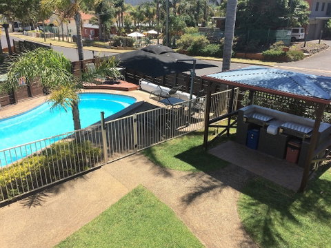 Beachfront Apartments - Foster Accommodation 1