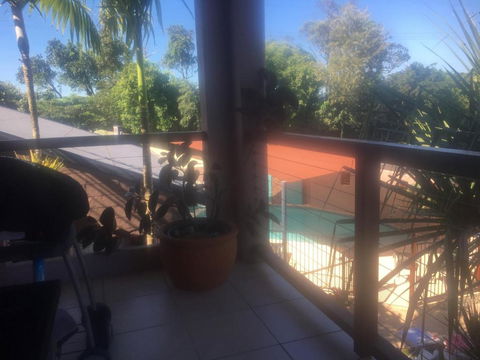 Pandanus Holiday Apartments - Foster Accommodation 1