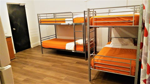 Asylum Sydney Backpackers Hostel - Foster Accommodation 4