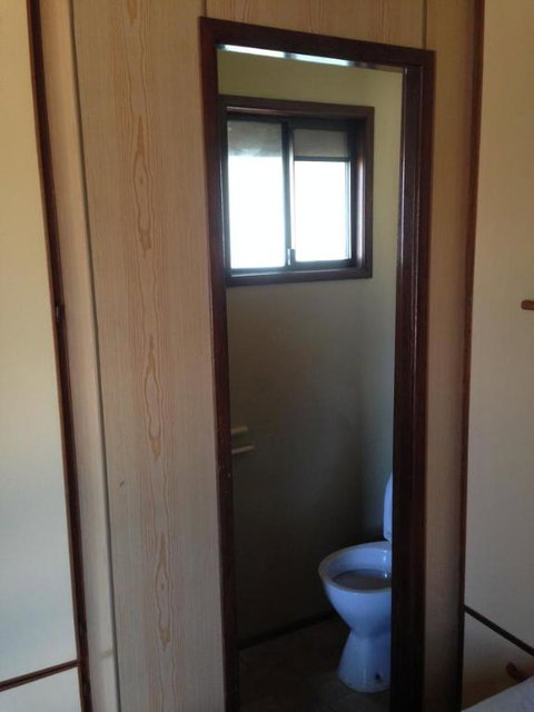 Newell Hwy Caravan Park - Foster Accommodation 2