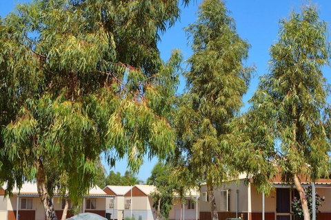Karratha Village - Foster Accommodation 4