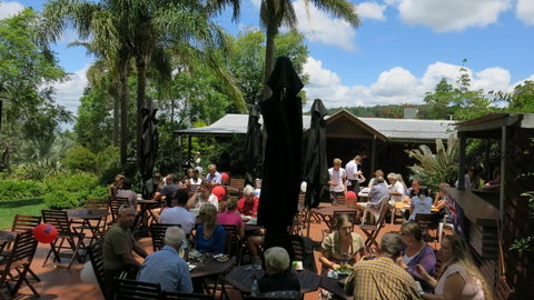 Ravensbourne Escape Cedar Lodge - Foster Accommodation 1