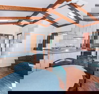 Naracoorte Holiday Park - Foster Accommodation