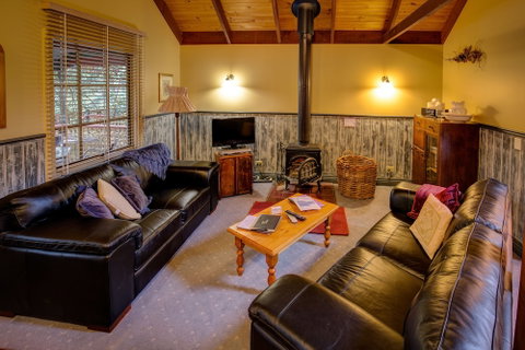 Trawool Cottages & Farmstay - Foster Accommodation 3