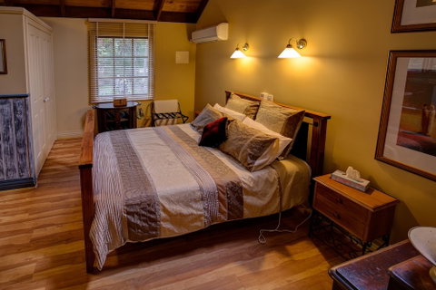 Trawool Cottages & Farmstay - Foster Accommodation 0