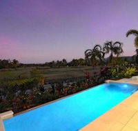 4 Cascade House Luxury Holiday Home - Foster Accommodation