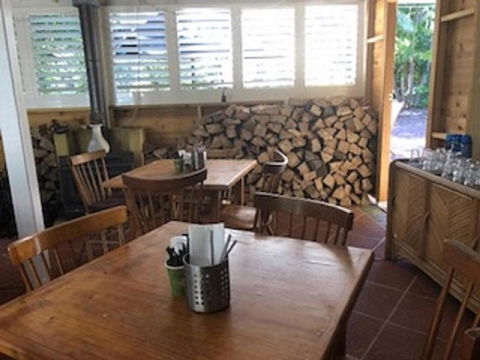 Smoky Cape Retreat - Foster Accommodation 5