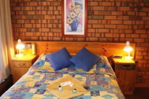 Wintersun Motel - Foster Accommodation 5