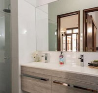 Fairway Manor Accommodation - Foster Accommodation