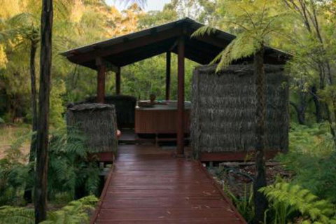 Mudstone Spa Retreat - Foster Accommodation 0