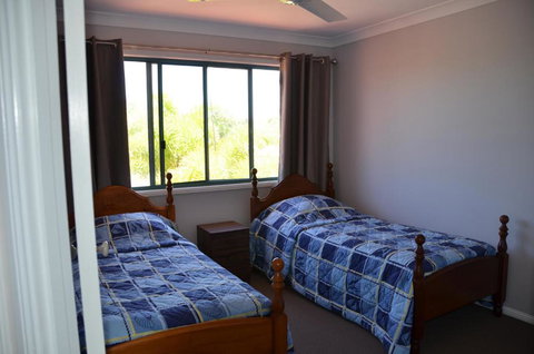 Bayz Maroochy Waters - Foster Accommodation 2