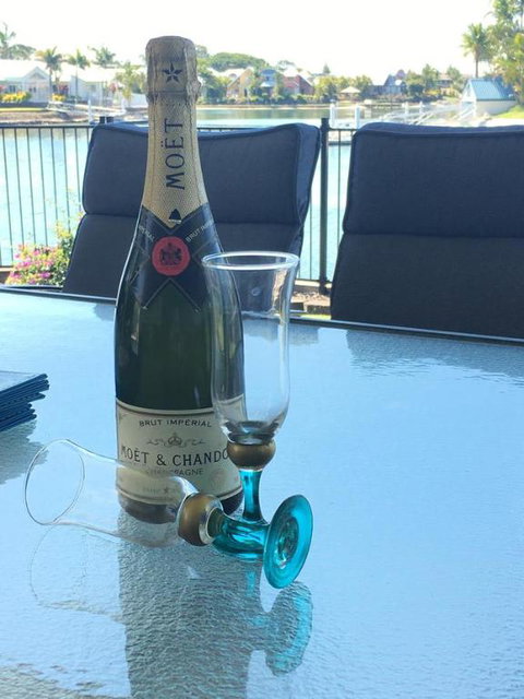 Bayz Maroochy Waters - Foster Accommodation 4