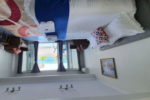 Applebay Guest House - Foster Accommodation 7