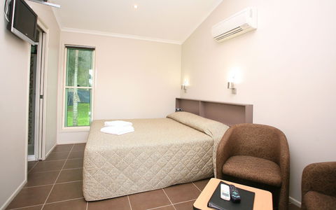 NRMA Cairns Holiday Park - Foster Accommodation 2