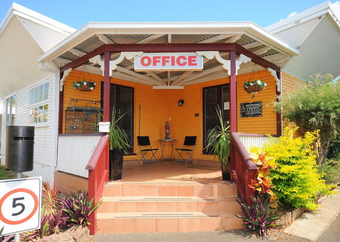 Ned Kelly's Motel - Foster Accommodation 0