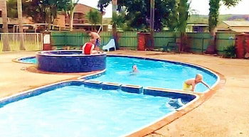 Eden Nimo Motel - Foster Accommodation 5