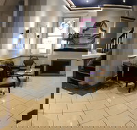 The Astra Hotel - Foster Accommodation