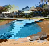 Capricorn Motor Inn - Foster Accommodation