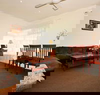 Lisson Holiday Rental - Foster Accommodation