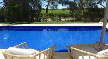 Amande Bed And Breakfast - Foster Accommodation 1