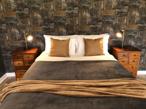 Amande Bed And Breakfast - Foster Accommodation 4