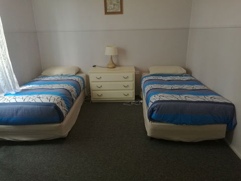 Anchorage Holiday Units - Foster Accommodation 4