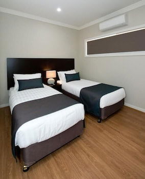 Renmark Holiday Apartments - Foster Accommodation 0