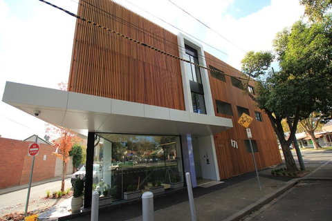 Melrose Apartments - Foster Accommodation 4