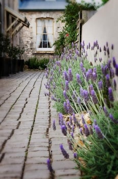 The Customs House B&B - Foster Accommodation 3