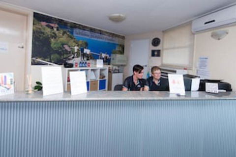 Blue Lake Motel - Foster Accommodation 0