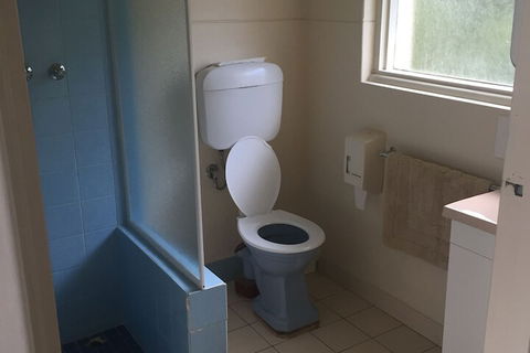 Blue Lake Motel - Foster Accommodation 6