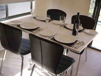 Tumby Villas - Foster Accommodation 2