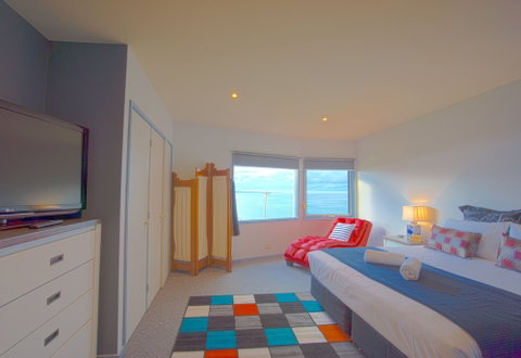 PierView Apartments - Foster Accommodation 4