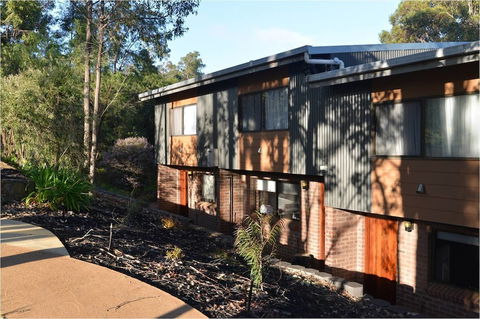 Evedon Park Bush Retreat - Foster Accommodation 5