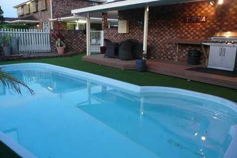 Rosebourne Gardens Motel - Foster Accommodation 3