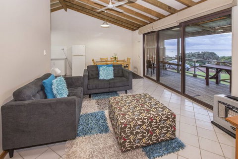 Chandlers Smiths Beach Villas - Foster Accommodation 4