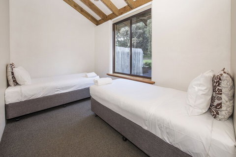 Chandlers Smiths Beach Villas - Foster Accommodation 2