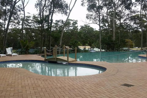 Island View Beach Resort - Foster Accommodation 5