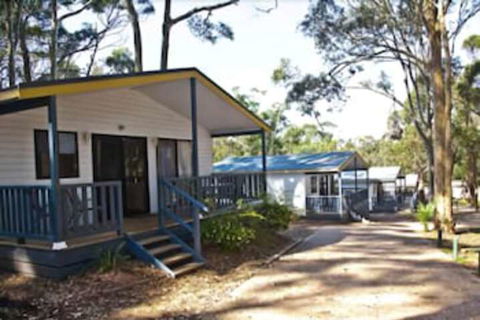 Island View Beach Resort - Foster Accommodation 4
