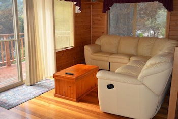 Coles Bay House - Foster Accommodation 2