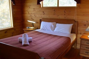 Coles Bay House - Foster Accommodation 6