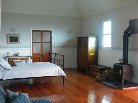 St Peters Fairview - Foster Accommodation 2