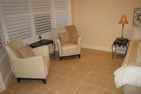 Brezza Bella Bed & Breakfast - Foster Accommodation 3