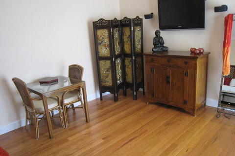 Brezza Bella Bed & Breakfast - Foster Accommodation 4