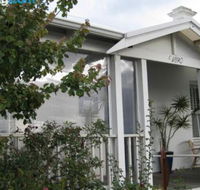 Three Chimneys Bed  Breakfast Boutique Guest House - Foster Accommodation