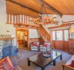 Chalet Rene House - Foster Accommodation