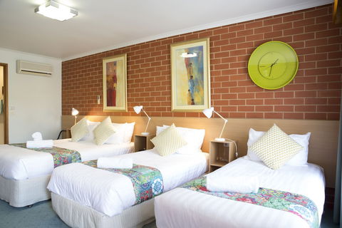 Yackandandah Motor Inn - Foster Accommodation 4